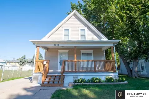 1464 Emmet St, Omaha, NE 68110