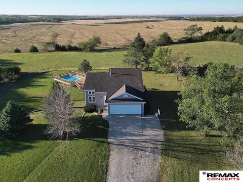 5751 Saltillo Rd, Lincoln, NE 68516