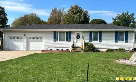 2414 Lynch Ave, Auburn, NE 68305