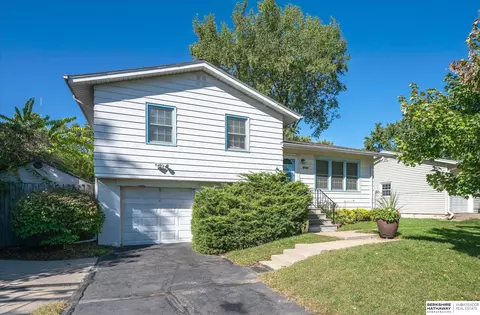 6018 N 66th St, Omaha, NE 68104