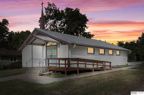 4284 Main St, Roca, NE 68430