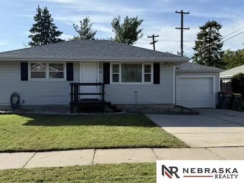 3219 N 63rd St, Lincoln, NE 68507