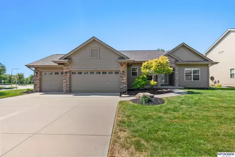 1368 S 197th Ave, Omaha, NE 68130