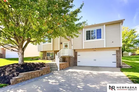 3016 N 148th St, Omaha, NE 68116