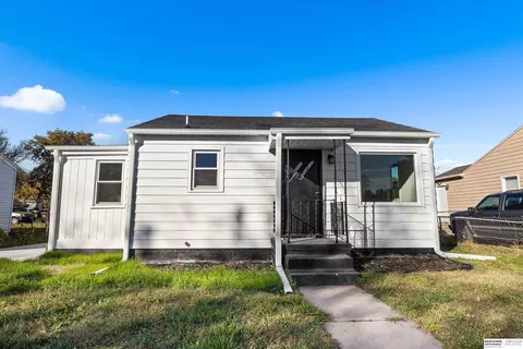 1620 E Cuming St, Fremont, NE 68025