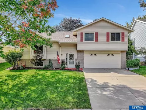 4431 S 57th St, Lincoln, NE 68516
