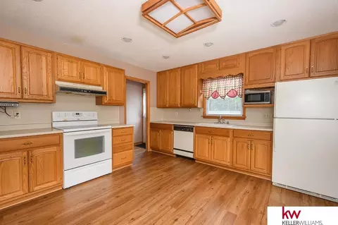 Kitchen - 866 E 7th St, Superior, NE 68978 photo 2 of 3