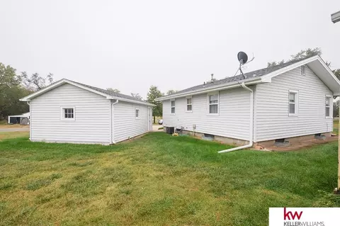 Exterior - 866 E 7th St, Superior, NE 68978 photo 1 of 1