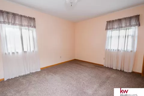 Bedroom - 866 E 7th St, Superior, NE 68978 photo 2 of 4
