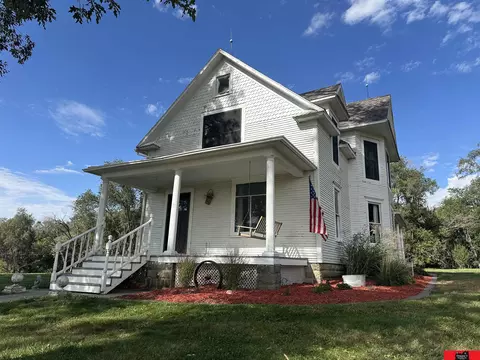1043 23rd Rd, Oakland, NE 68045