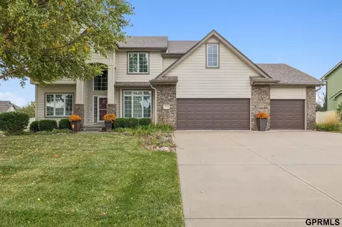 7961 N 160th St, Bennington, NE 68007
