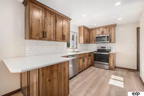 108 E 3rd St, Kennard, NE 68034