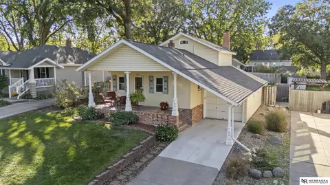 2201 S 35th St, Lincoln, NE 68506