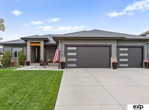 6703 S 209th St, Elkhorn, NE 68022