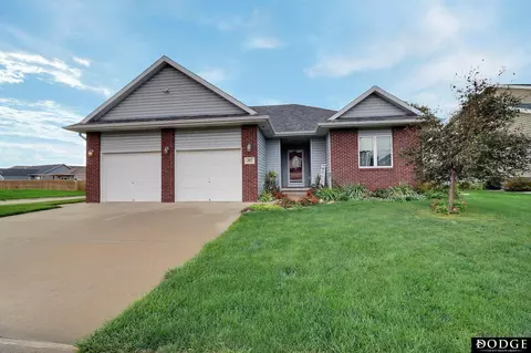1163 Sheridan St, Fremont, NE 68025