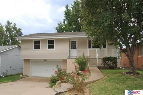 6301 Newton St, Lincoln, NE 68506