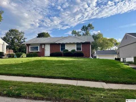 13493 Spring St, Omaha, NE 68144