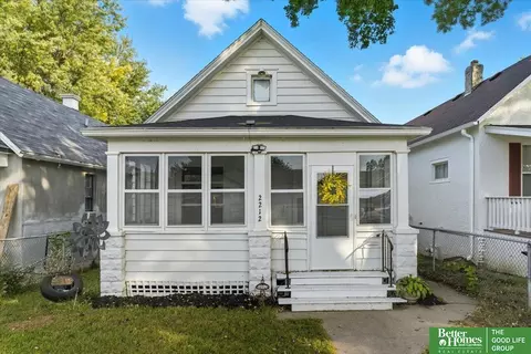 2212 Grand Ave, Omaha, NE 68110