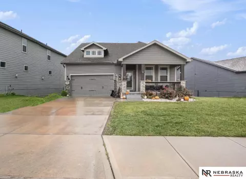 3806 S 204th St, Elkhorn, NE 68022