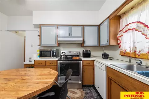 205 E Maple St, Hooper, NE 68031 photo 8