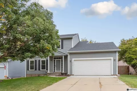2616 Tulip Ln, Bellevue, NE 68147
