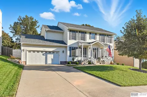 15456 Corby St, Omaha, NE 68116