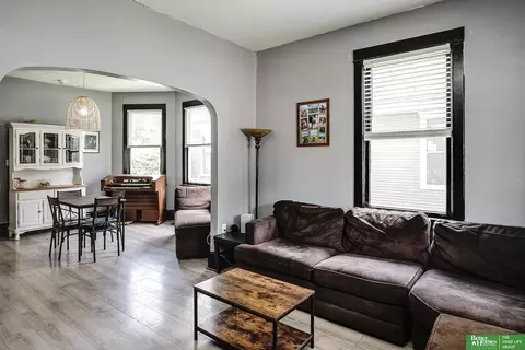 2524 Fort St, Omaha, NE 68111