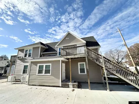 541 Mill St, Council Bluffs, IA 51503