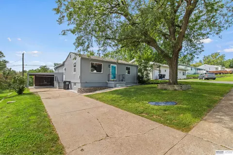 1615 Valley St, Plattsmouth, NE 68048
