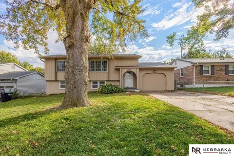 12721 A St, Omaha, NE 68144