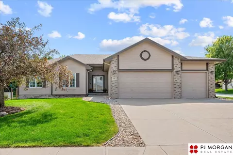 1301 N 182 St, Omaha, NE 68022