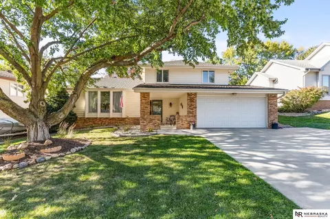 2418 S 154th Cir, Omaha, NE 68144