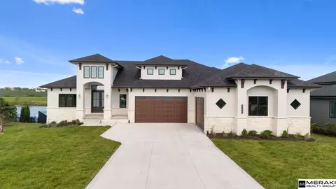 17027 S Reflection Cir, Bennington, NE 68007