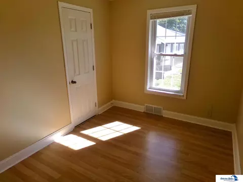 Bedroom - 559 W Mary St, Beatrice, NE 68310 photo 5 of 6