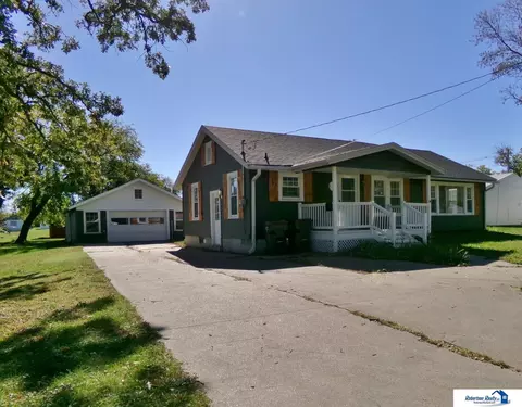 559 W Mary St, Beatrice, NE 68310