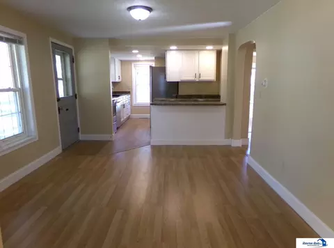 Living - 559 W Mary St, Beatrice, NE 68310 photo 9 of 9