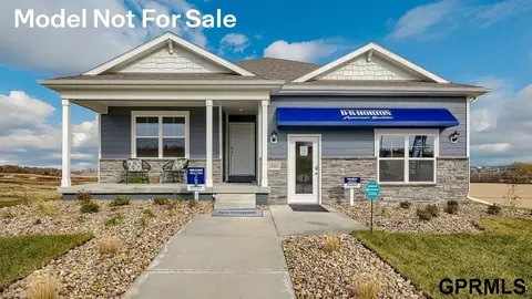 13502 Whitmore St, Omaha, NE 68142