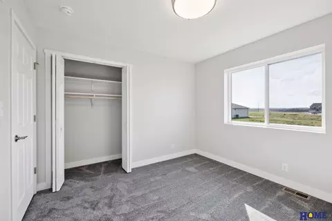 1725 E 9th St, Hickman, NE 68372 photo 16