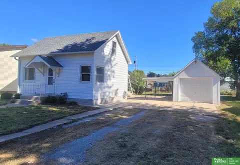 120 N Iowa Ave, York, NE 68467