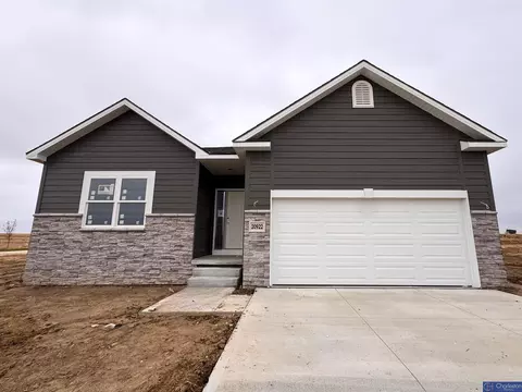 20922 Sedona St, Gretna, NE 68028