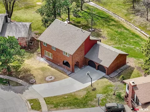 7500 Otoe Pl, Lincoln, NE 68506