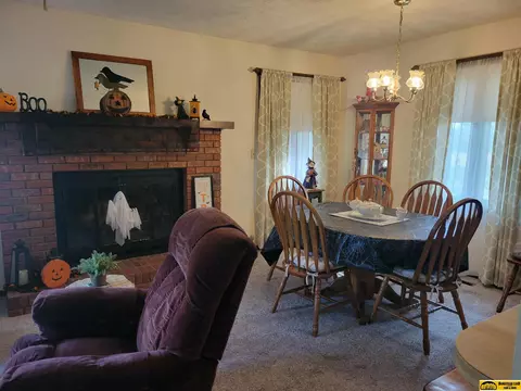 1200 Oak St, Beatrice, NE 68310 photo 4