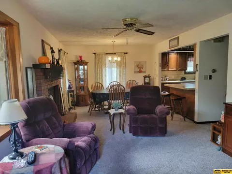 1200 Oak St, Beatrice, NE 68310 photo 3