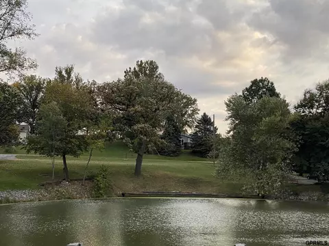 2410 Jefferson Rd, Plattsmouth, NE 68048