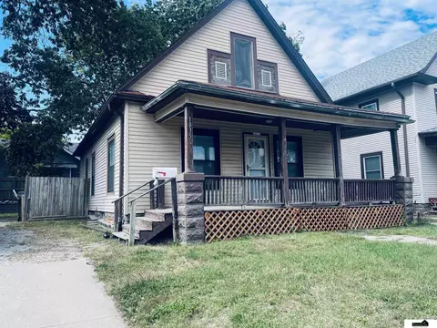 1835 S 27th St, Lincoln, NE 68502