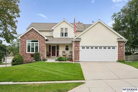 4541 Eagle Ridge Rd, Lincoln, NE 68516