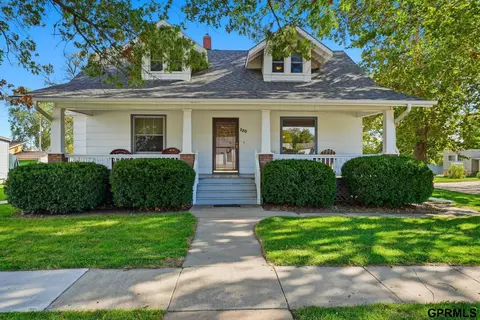 120 S Maple Ave, Milford, NE 68405