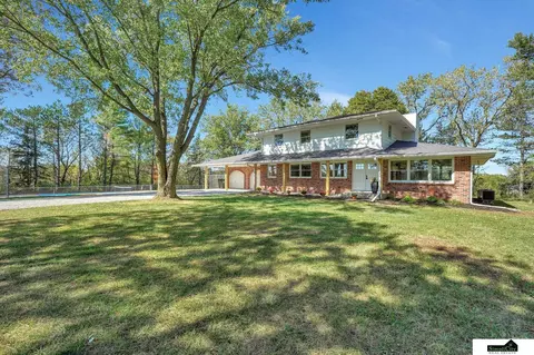 17500 Pine Lake Rd, Walton, NE 68461
