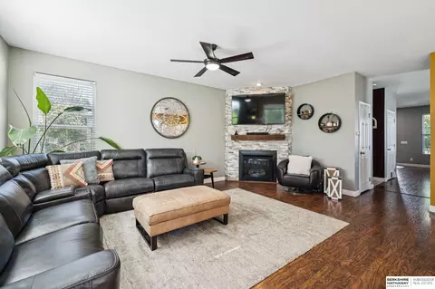 16517 Loop St, Omaha, NE 68136 photo 9