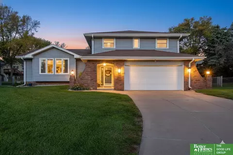 15219 Dorcas Cir, Omaha, NE 68144